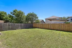 5525 Victory Gallop Dr, Del Valle, TX 78617 - Photo 21