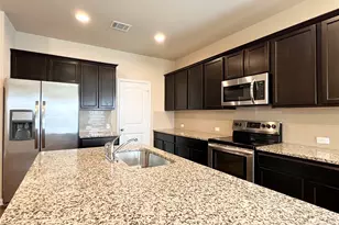 104 Lassy Cove, Georgetown, TX 78626 - Photo 11