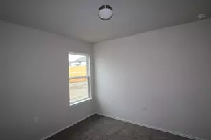 9217 Furman Dr, Austin, TX 78747 - Photo 9