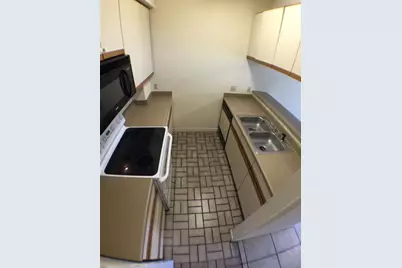 706 W 24th Street #102, Austin, TX 78705 - Photo 5