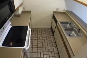 706 W 24th St, Austin, TX 78705 - Photo 5