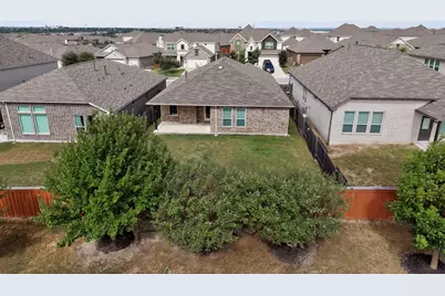 689 Leadtree Loop, Buda, TX 78610 - Photo 25