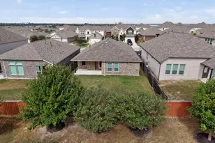 689 Leadtree Loop, Buda, TX 78610 - Photo 25