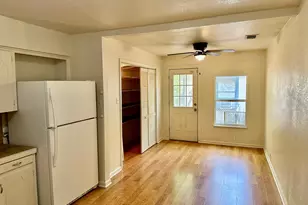 931 Cheatham St, San Marcos, TX 78666 - Photo 9