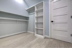 1110 3/4 Fiesta St, Austin, TX 78702 - Photo 29