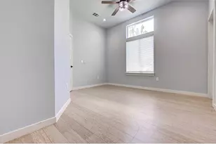 1110 3/4 Fiesta St, Austin, TX 78702 - Photo 15