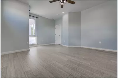 1110 3/4 Fiesta Street #1, Austin, TX 78702 - Photo 19