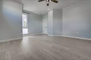 1110 3/4 Fiesta St, Austin, TX 78702 - Photo 19