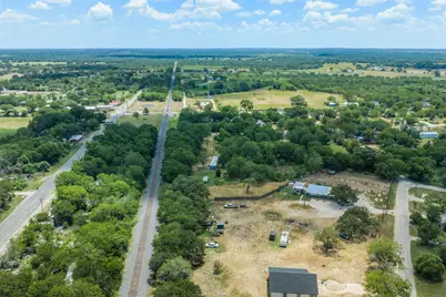 80 Packard Drive, Dale, TX 78616 - Photo 5