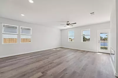 5501 Botticelli Drive, Austin, TX 78747 - Photo 11