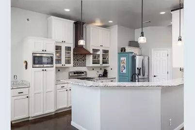 208 S Buffalo Pass, Georgetown, TX 78633 - Photo 7