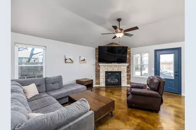 208 S Buffalo Pass, Georgetown, TX 78633 - Photo 5