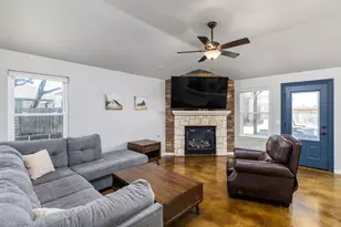 208 S Buffalo Pass, Georgetown, TX 78633 - Photo 5