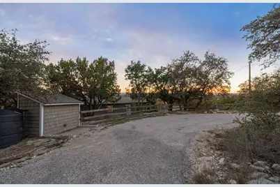 28609 Paradise Manor Drive, Marble Falls, TX 78654 - Photo 35