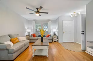 238 St Mary's Dr, Hutto, TX 78634 - Photo 7