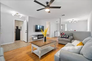 238 St Mary's Dr, Hutto, TX 78634 - Photo 9