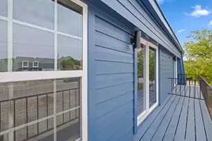 301 E Croslin St, Austin, TX 78752 - Photo 7