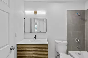 301 E Croslin St, Austin, TX 78752 - Photo 19