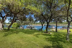 909 Brooks Hollow Rd, Lakeway, TX 78734 - Photo 19