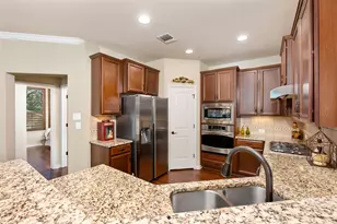 503 S Meadowlark St, Lakeway, TX 78734 - Photo 13
