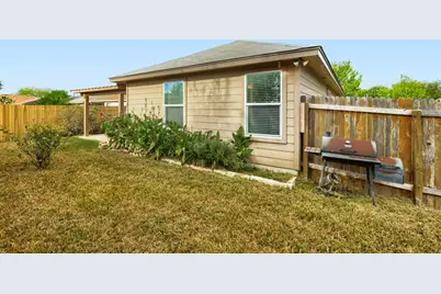 2404 Night Sky Cove, Lockhart, TX 78644 - Photo 23