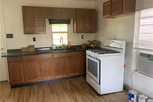 109 S Buffalo Ave, Cedar Park, TX 78613 - Photo 11
