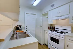 816 W N Loop Blvd, Austin, TX 78756 - Photo 13