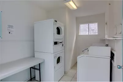 816 W North Loop Boulevard #106, Austin, TX 78756 - Photo 23