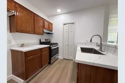 1621 Parkfield Circle, Round Rock, TX 78664 - Photo 9