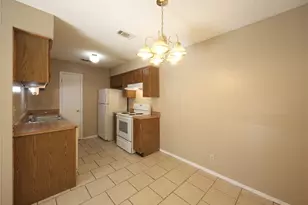 9802 Brasher Dr, Austin, TX 78748 - Photo 3