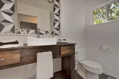 7204 Hartnell Drive, Austin, TX 78723 - Photo 9