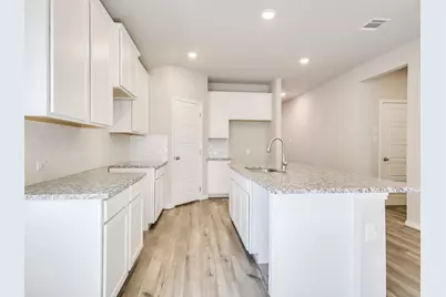 138 Holmby Drive, Hutto, TX 78634 - Photo 7