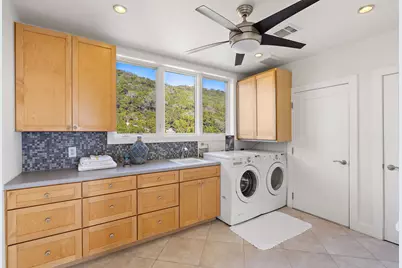 14020 Lake View Drive, Austin, TX 78732 - Photo 23