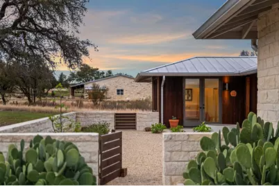 1808 Axis Circle, Fredericksburg, TX 78624 - Photo 5