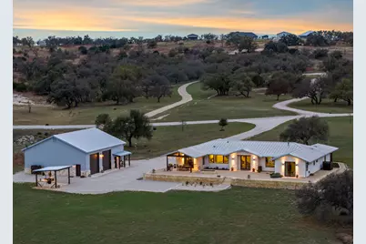 1808 Axis Circle, Fredericksburg, TX 78624 - Photo 3