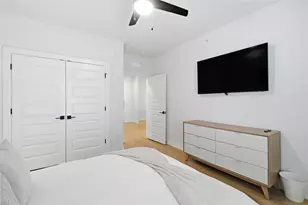 2500 Longview St, Austin, TX 78705 - Photo 11