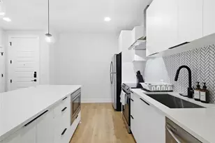 2500 Longview St, Austin, TX 78705 - Photo 7