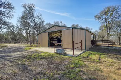1675 Watterson Road, Red Rock, TX 78662 - Photo 27