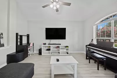 30112 Spyglass Circle, Georgetown, TX 78628 - Photo 5
