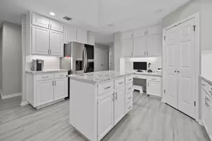 30112 Spyglass Cir, Georgetown, TX 78628 - Photo 11