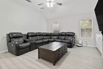 30112 Spyglass Circle, Georgetown, TX 78628 - Photo 15