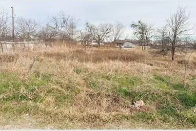 700 S Cotrell Street, Bartlett, TX 76511 - Photo 1