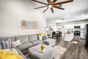 224 Spruce Ave, Luling, TX 78648 - Photo 9