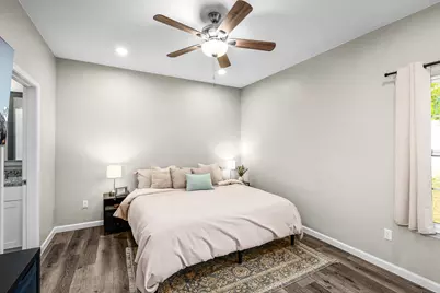 224 Spruce Avenue, Luling, TX 78648 - Photo 15