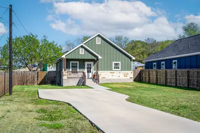 224 Spruce Avenue, Luling, TX 78648 - Photo 27