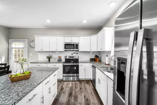 224 Spruce Ave, Luling, TX 78648 - Photo 3