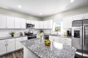 224 Spruce Ave, Luling, TX 78648 - Photo 7