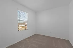 444 Marty Allen Loop, Jarrell, TX 76537 - Photo 15