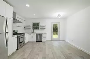 1406 N Redondo Dr, Austin, TX 78721 - Photo 7