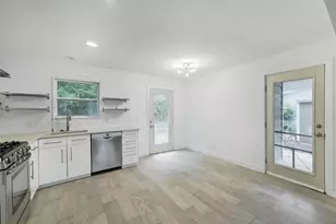 1406 N Redondo Dr, Austin, TX 78721 - Photo 5